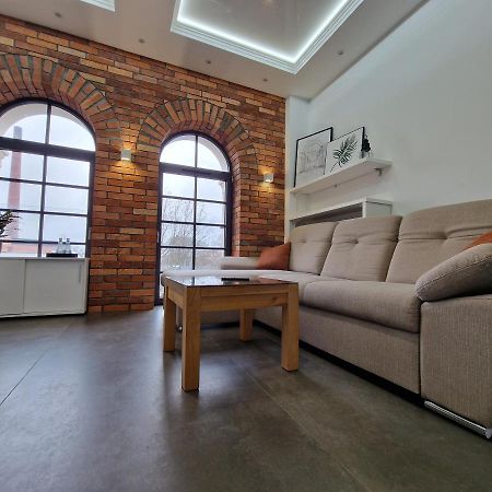 Microhotels Fabryczna 17 ジェロナ・グラ エクステリア 写真